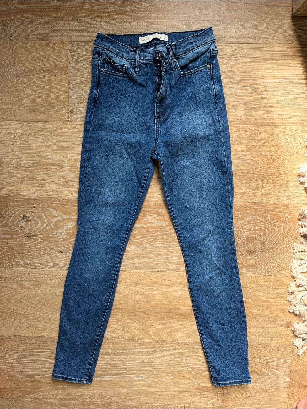 Gap 1969 True skinny high rise jean